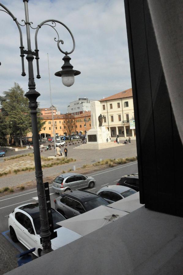 Nazionale Camere มอนเตเบลลูนา ภายนอก รูปภาพ